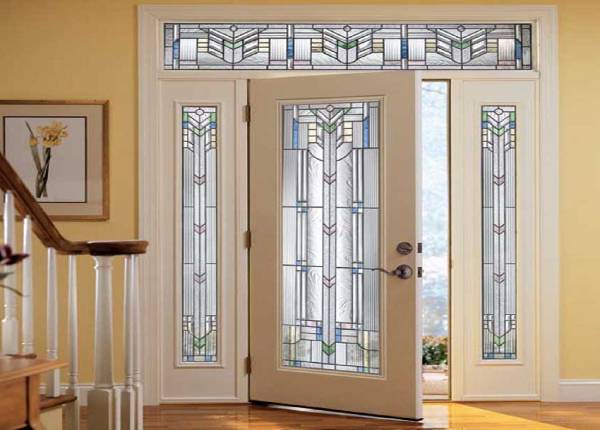 Входная группа с витражом в Мытищах