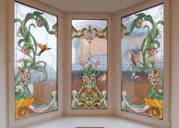 Витражные окна в квартире в Мытищах