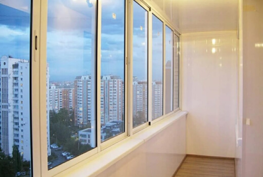 Холодное остекление лоджии в Мытищах