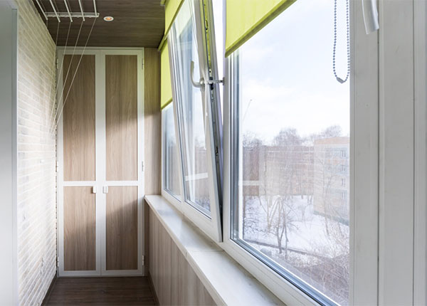 Теплое остекление балкона ПВХ-профилем в Мытищах